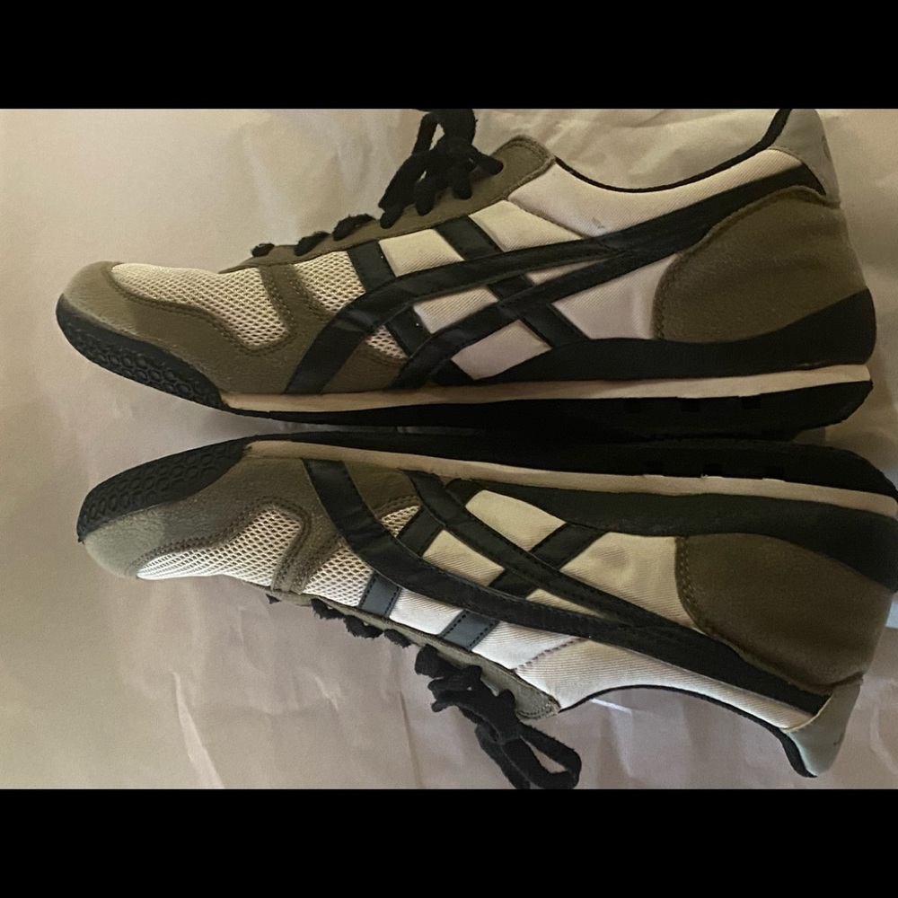 Men’s ASICS Onitsuka Tiger Sneakers